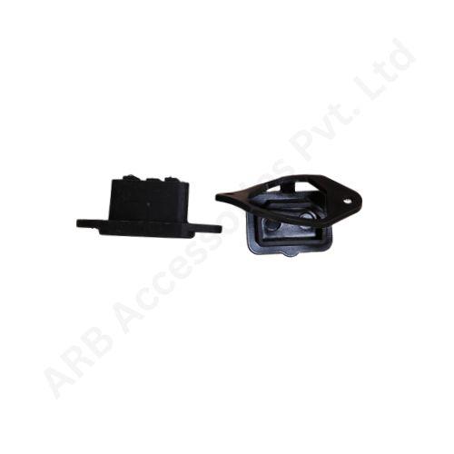 IEC SCREW MOUNT MALE CONNECTER WITH RUBBER COVER
